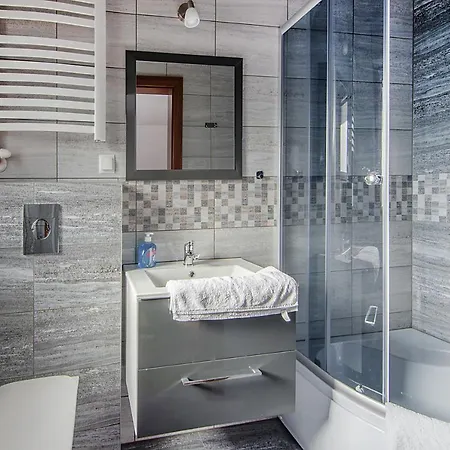 Aparthotel Majerczyk 3*